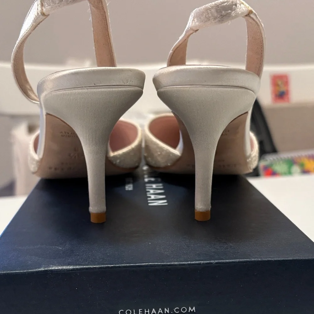 Kate Spade New York Glitter Slingback Pumps in Champagne